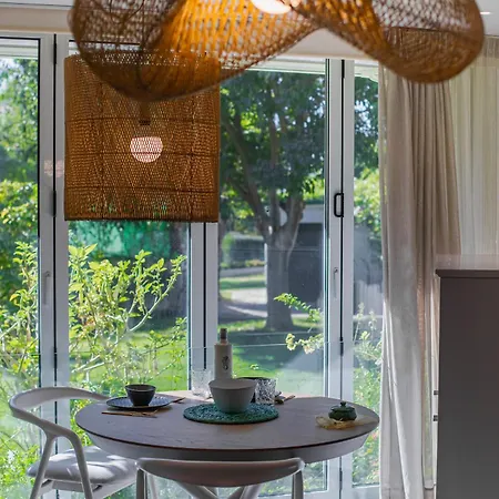 Bungalove